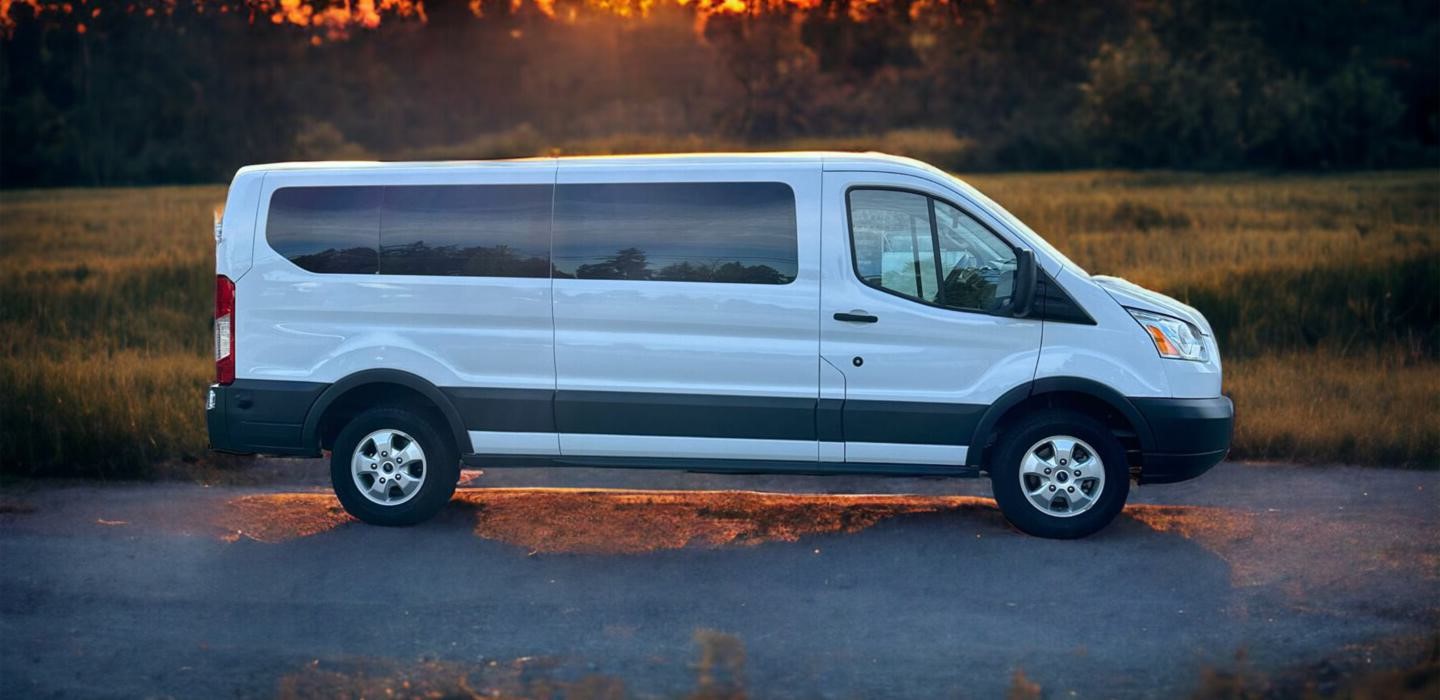 Ford Transit 2017 for rent in seattle