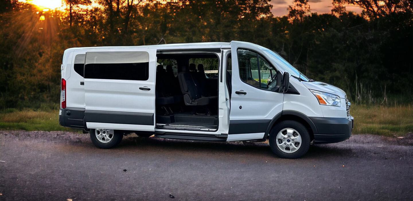 Ford Transit 2018 for rent in seattle